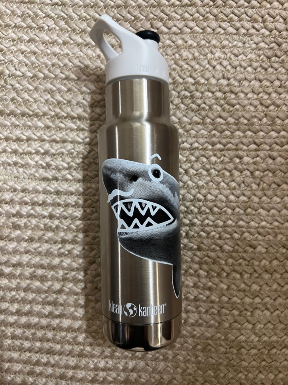 Klean Kanteen Stainless Steel Water Bottle with Shark Graphic, White Cap